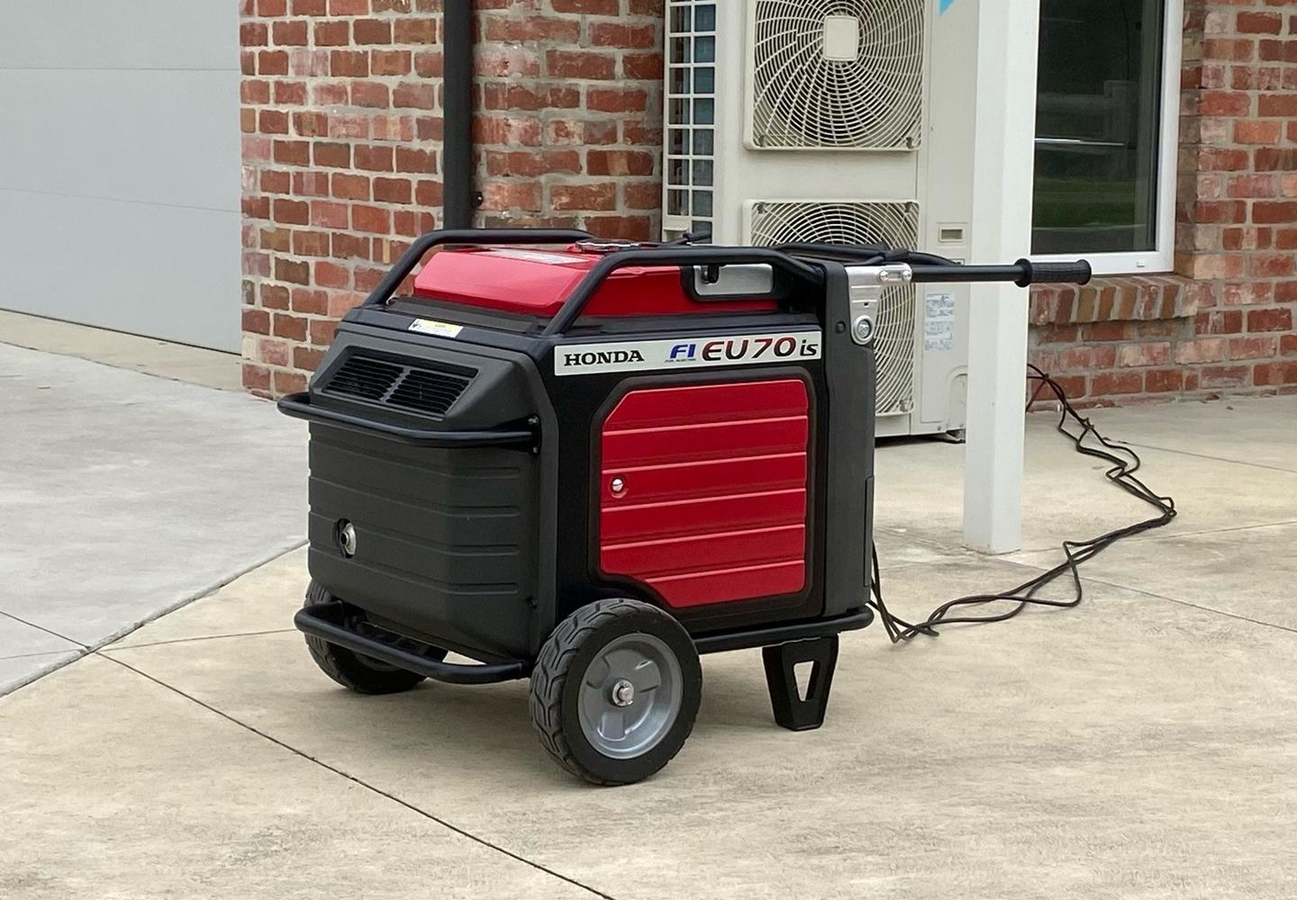 Honda EU70is 7000W 4 stroke Generator