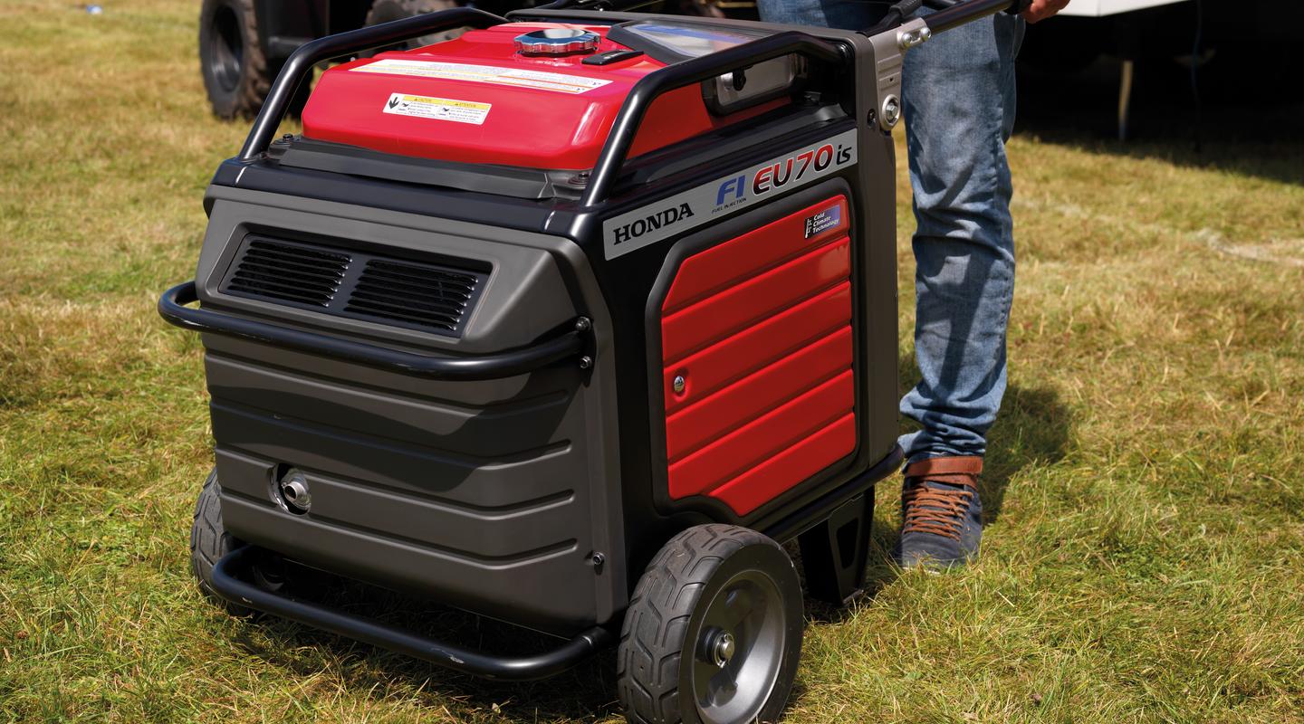 Honda EU70is 7000W 4 stroke Generator