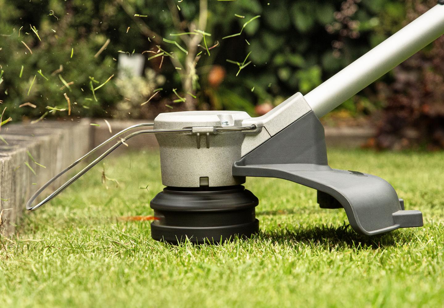 Honda HHT36BXB Domestic Battery Lawn Trimmer