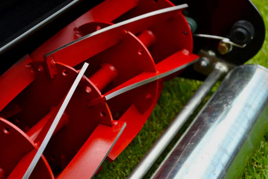 Cox 17" 6 Blade Rolux Cylinder Mower