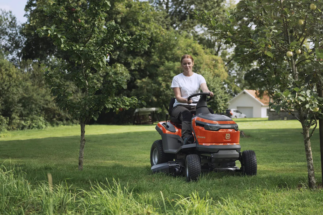 Husqvarna Battery Powered TS 100i Garden Tractor