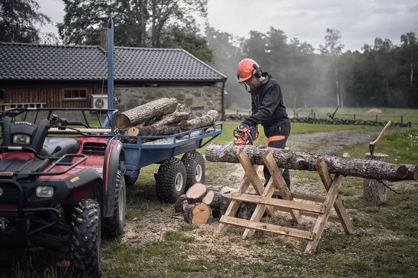 Husqvarna 340i Battery Chainsaw (Skin Only)