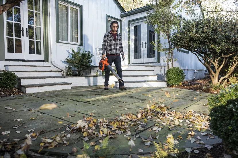 Husqvarna 125B Petrol Leaf Blower